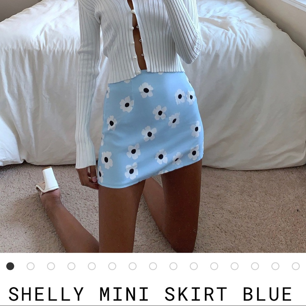 Shelly mini skirt